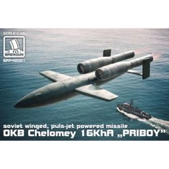 OKB Chelomey 16KhA Priboy Missile - Kit De Construction En Plastique Du Missile Soviétique