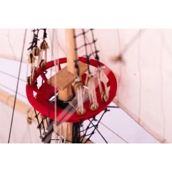 Maquette Bateau Golden Hind 172 -Boutique De Modèles Radiocommandés dusek kits s050d017 golden hind 172 2