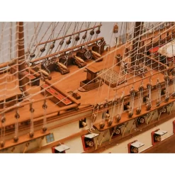 Maquette Bateau Le Superbe -Boutique De Modèles Radiocommandés mantua s068798 le superbe 1 12