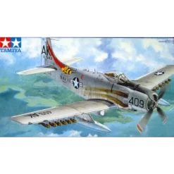Tamiya Maquette Avion Douglas AD-6 Skyraider
