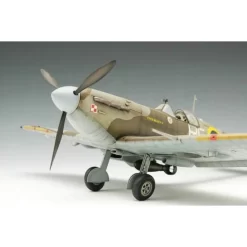 Trumpeter Maquette Avion Supermarine Spitfire MK.Vb -Boutique De Modèles Radiocommandés trumpeter tu02403 supermarine spitfire mk vb 1 2